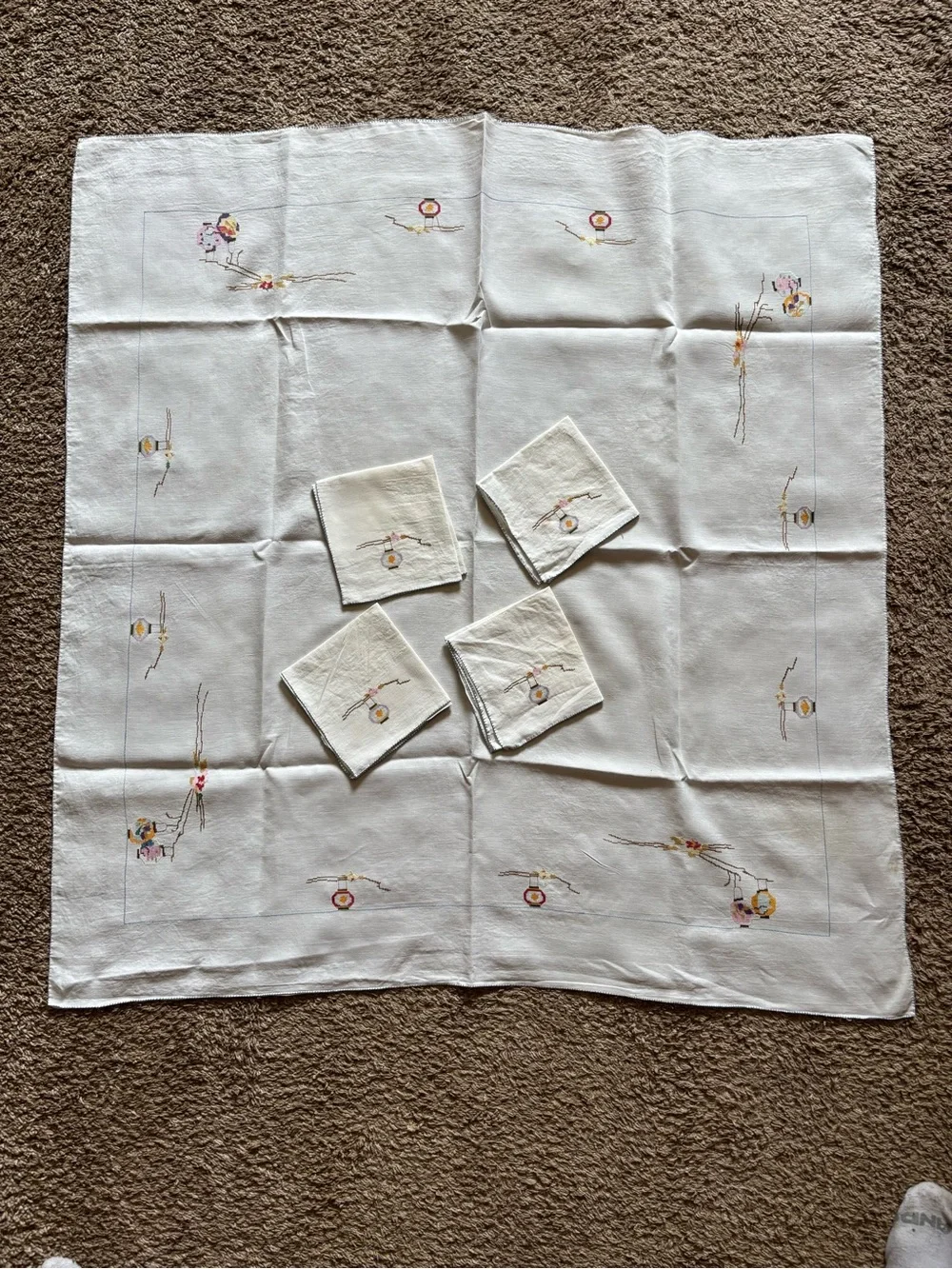 Embroidered White/Off-White Linen Tablecloth with Napkins